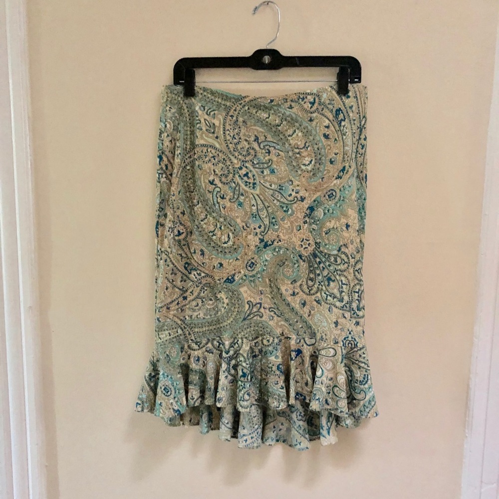 🕛 Express Paisley Skirt 🕛